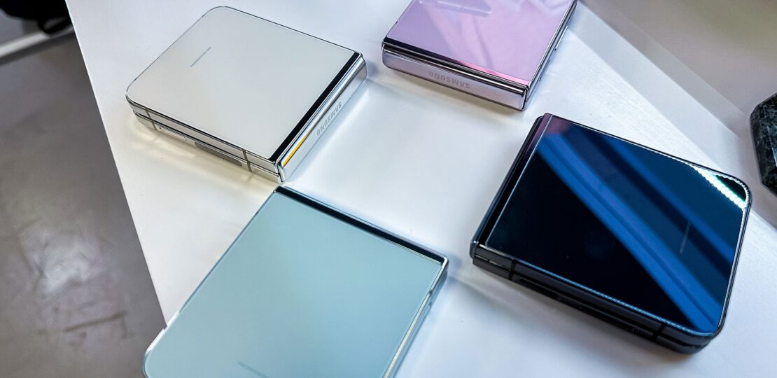 galaxy-flip-1-1690315816308